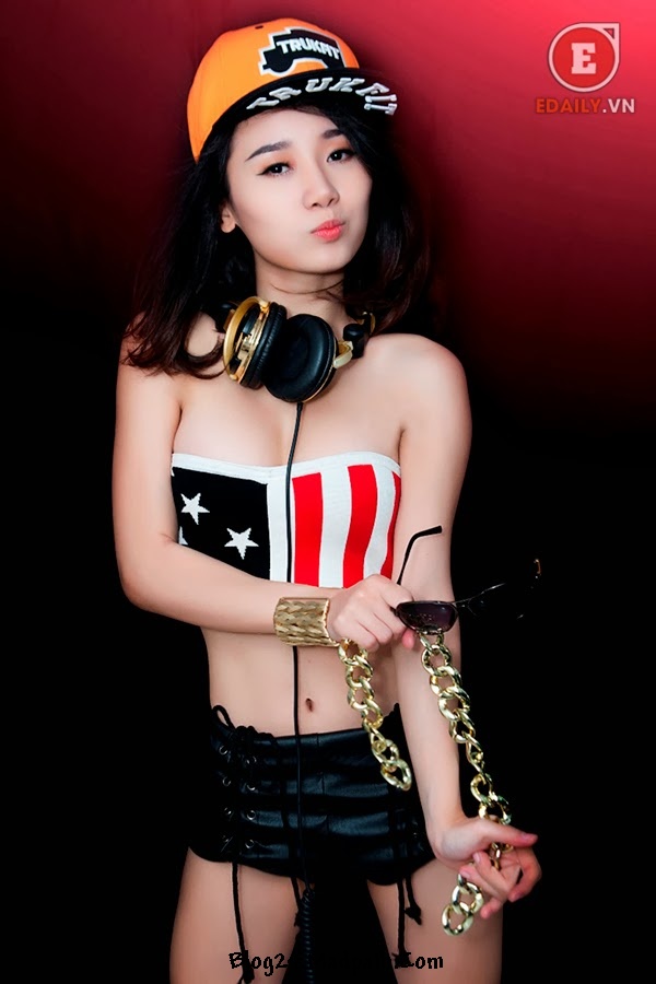 ảnh đẹp, hình ảnh về Chiêm ngưỡng thân hình bốc lửa của DJ Moon Kim, Chiêm ngưỡng thân hình bốc lửa của DJ Moon Kim